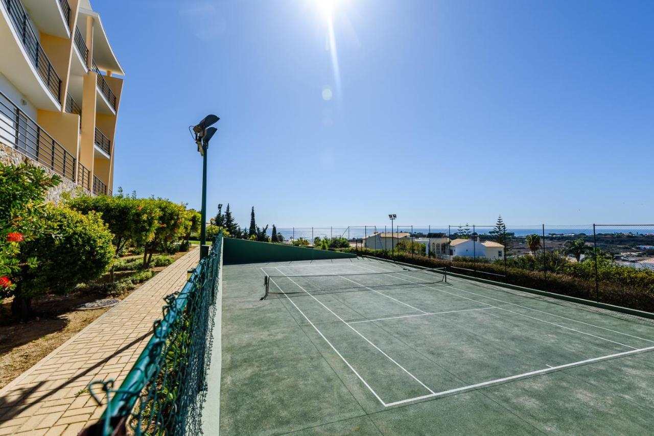 Bnb Homes Ocean View Apartment With Relax Terrace, 2 Swimming Pools & Tennis Court Албуфейра Экстерьер фото